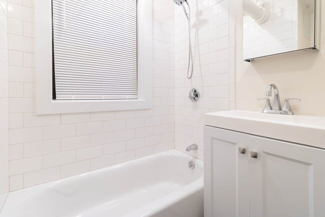 Photo - 24 Peterborough St Unit 31