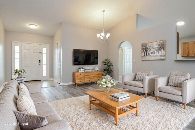 Photo - 2406 Foxhollow Rd