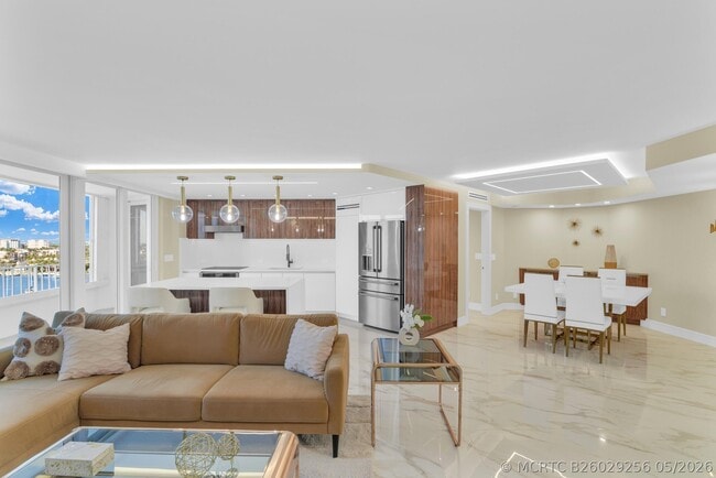 Building Photo - 550 S Ocean Blvd Unit 1009