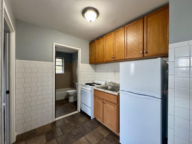 Photo - 85 Union Ave Unidad B2