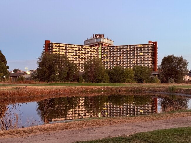 Photo - 411 Lakewood Cir Unidad A506