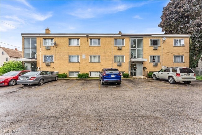 Photo - 1415 Wyandotte Ave Apartment Unit 205