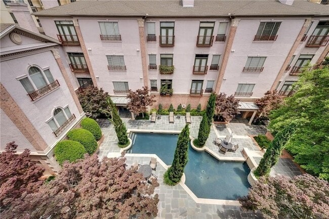 Photo - 2885 Woodside St Unit 303