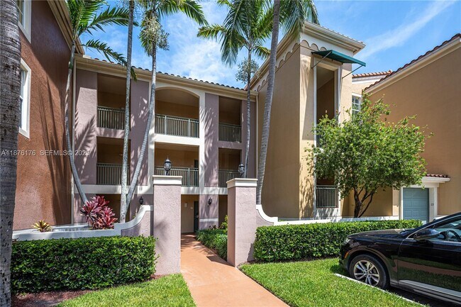 Photo - 11780 St Andrews Place Unidad 208