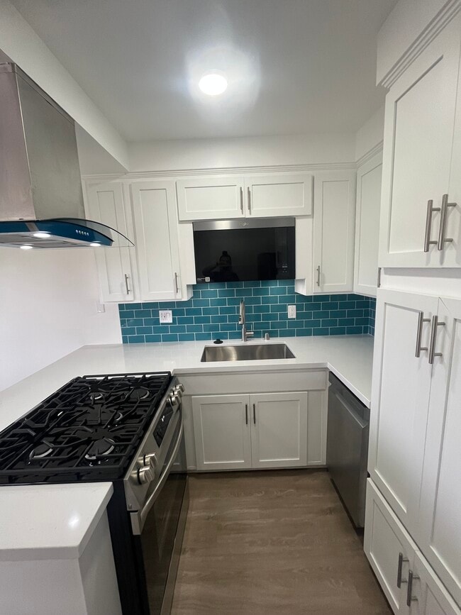 Photo - 2721 Drew Ln