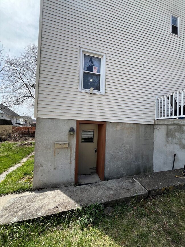 1 Bedroom 1 bathroom Rental House Rental in Jim Thorpe, PA