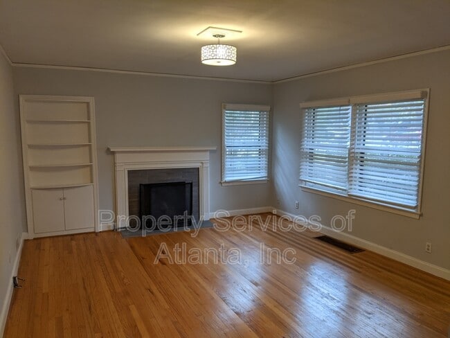 Photo - 2331 N Decatur Rd