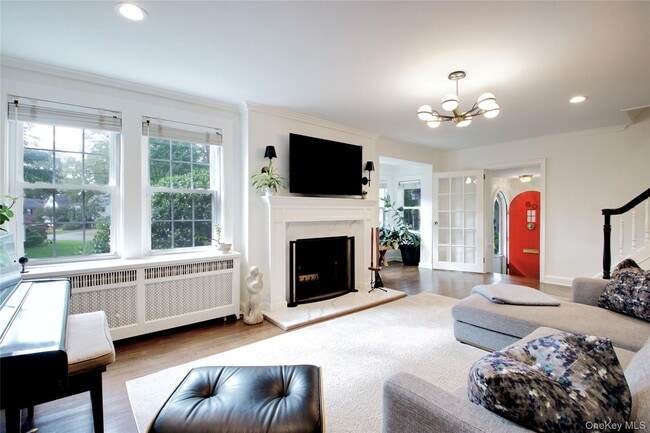 Photo - 60 Thayer Rd