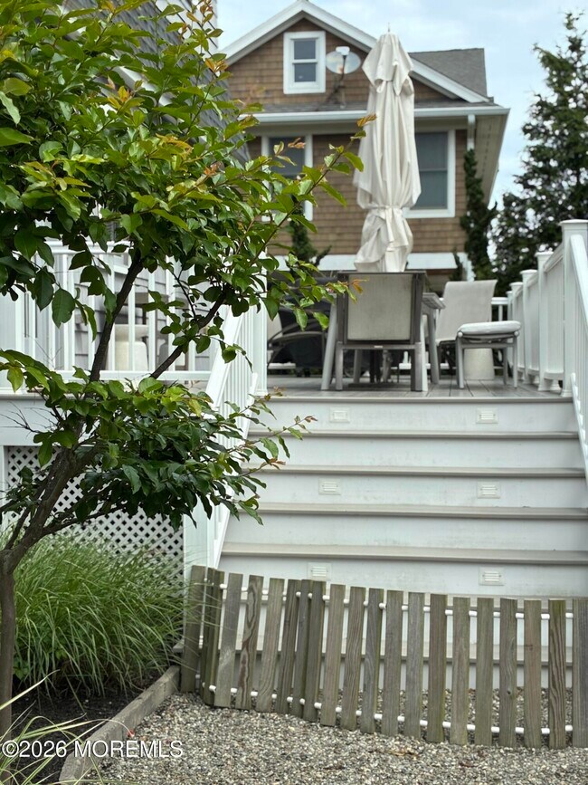 104 Stephens Pl