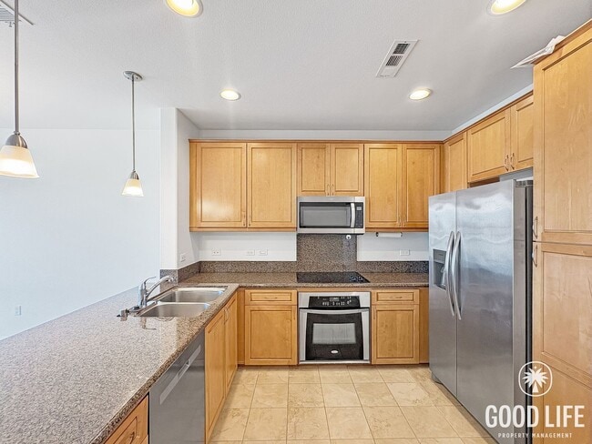Photo - Charming 1BD/1BA Condo in Carmel Valley with Walk-In Closet, Balcony & In-Unit Laundry Unit 330