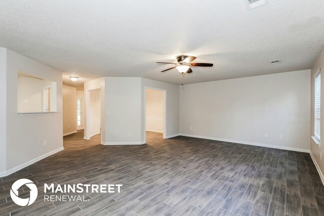 Photo - 1924 Simmons Ln