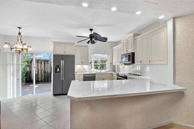 Photo - 11698 Briarwood Cir Unit 1