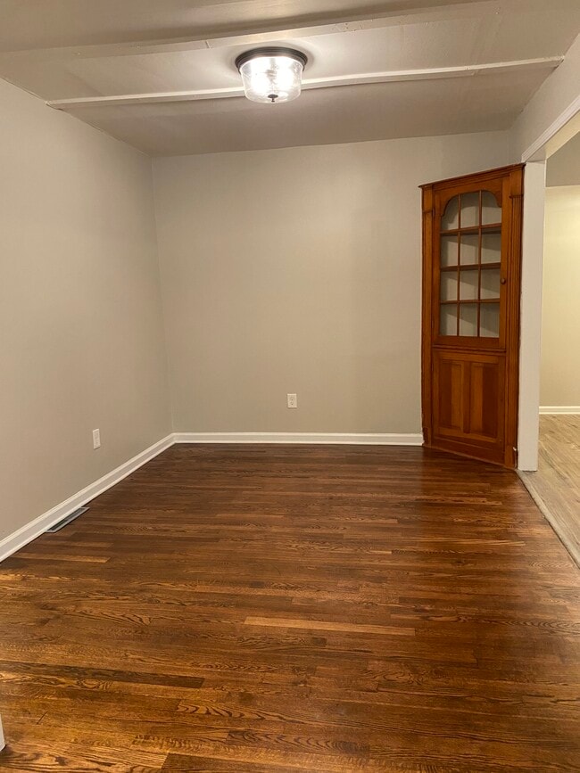 Photo - 209 W Church St