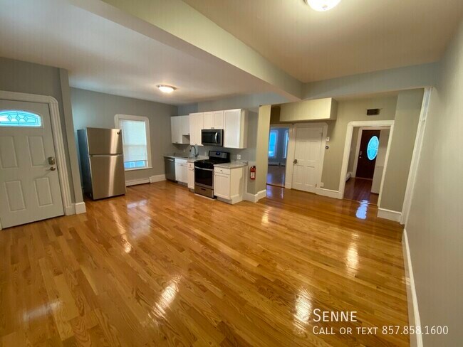 Beautiful 3-Bed Near Davis Square – Modern... - Beautiful 3-Bed Near Davis Square – Modern... Apartamento Unidad 1