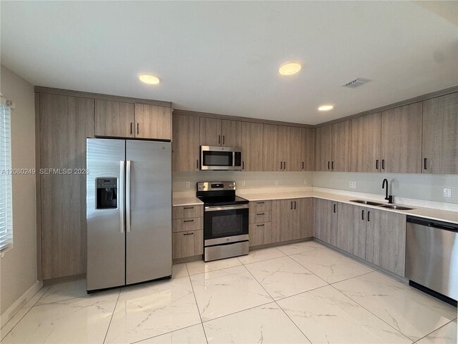 Photo - 25779 SW 144th Ave