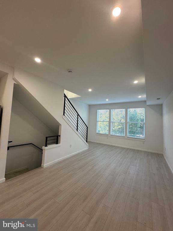 Photo - 1925 H St NE