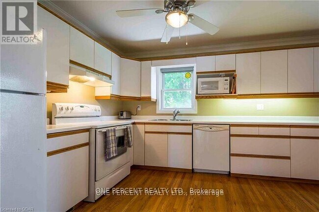 Photo - 43 Sherwood Crescent