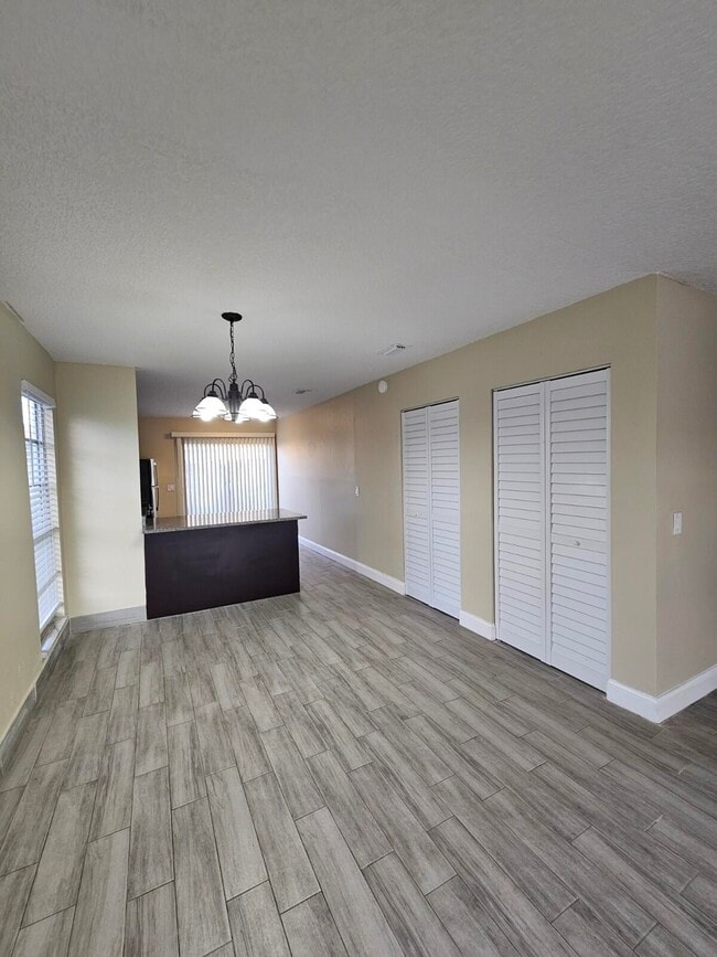 Photo - 4827 Orleans Ct