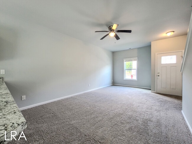 Photo - 185 Buckhorn Ave