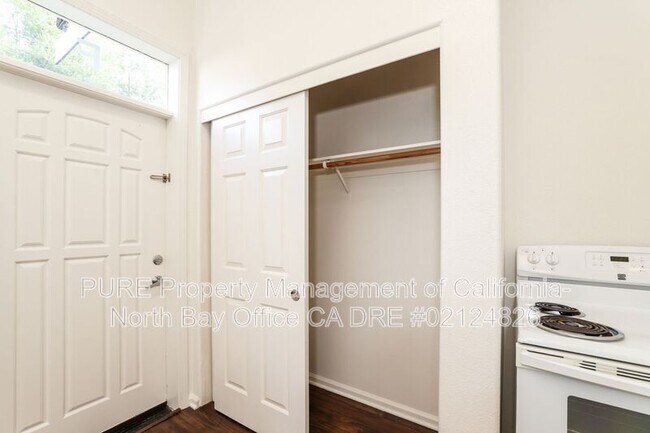 Photo - 154 Railroad Ave Unidad #F