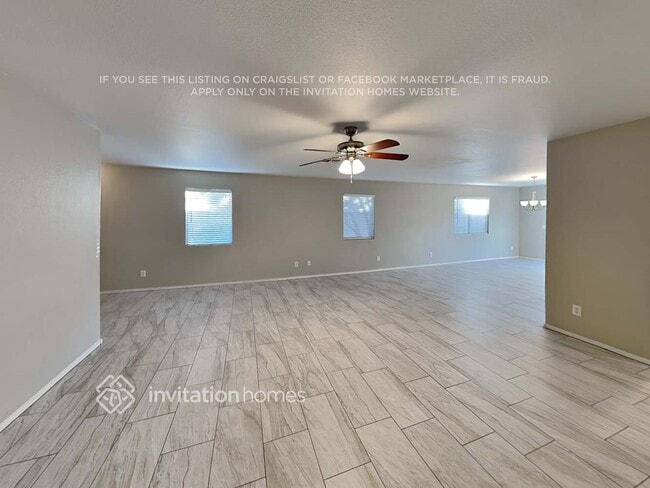 Photo - 1039 E Desert Moon Trail