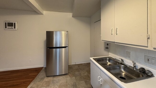 Photo - 39 Sunset Ave