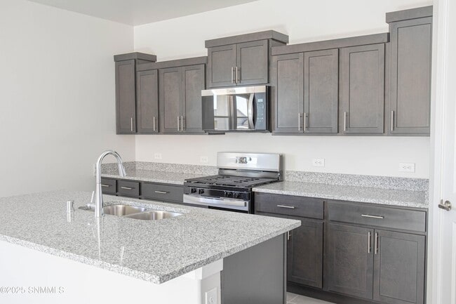 Photo - 5017 Sand Strm Rd