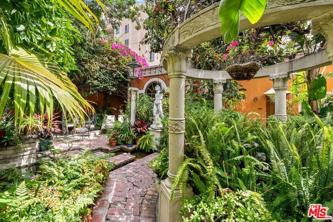 Photo - 1448 Laurel Ave