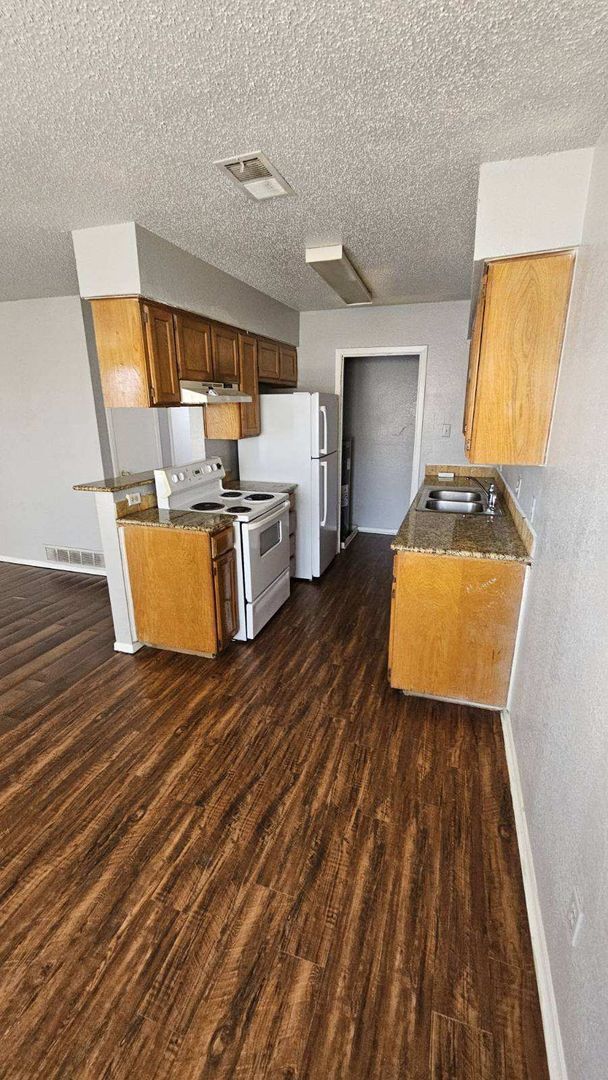 Photo - 4904 Brianhill Dr Unit C