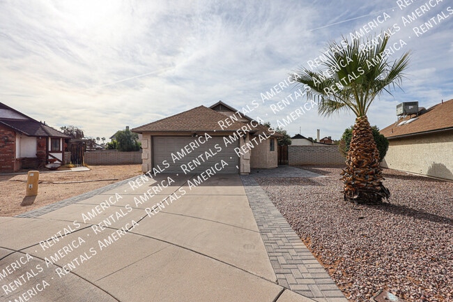 Photo - 1631 E Javelina Cir
