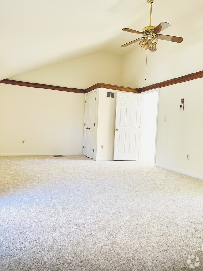 Building Photo - 9600 Accord Dr Rental