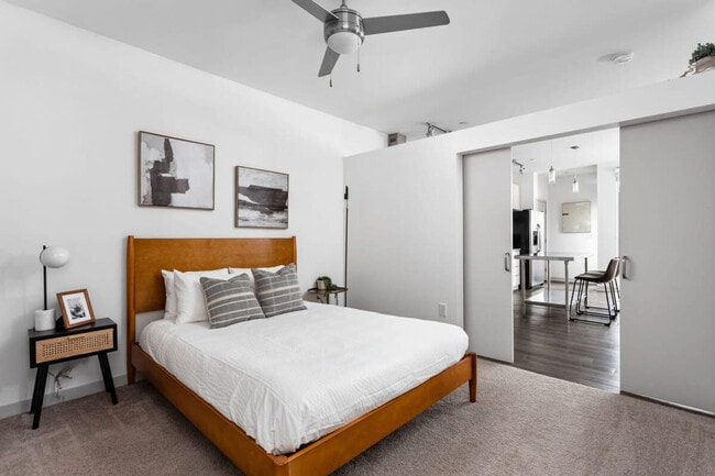 Photo - 747 N College Ave Unit ID1014483P