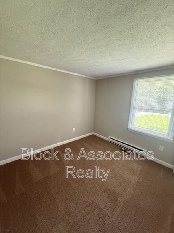 Photo - 935 Country Place Rd
