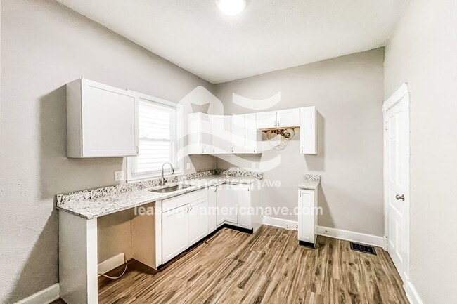 Photo - 3236 N Capitol Ave