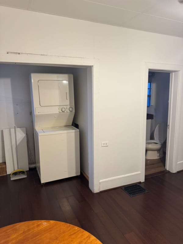 Photo - 252 W 3rd St