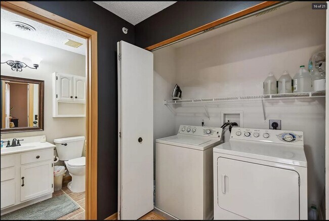 Photo - 13081 Crimson Clover Ln