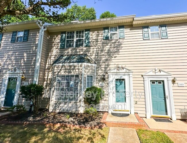 Building Photo - 307 Silverberry Ct Rental
