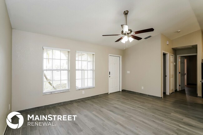 Photo - 126 SE 7th St