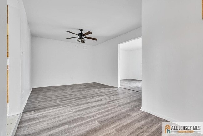 Photo - 17 Begonia Ct