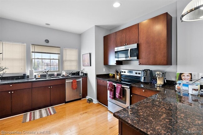 Photo - 248 Mack Ave