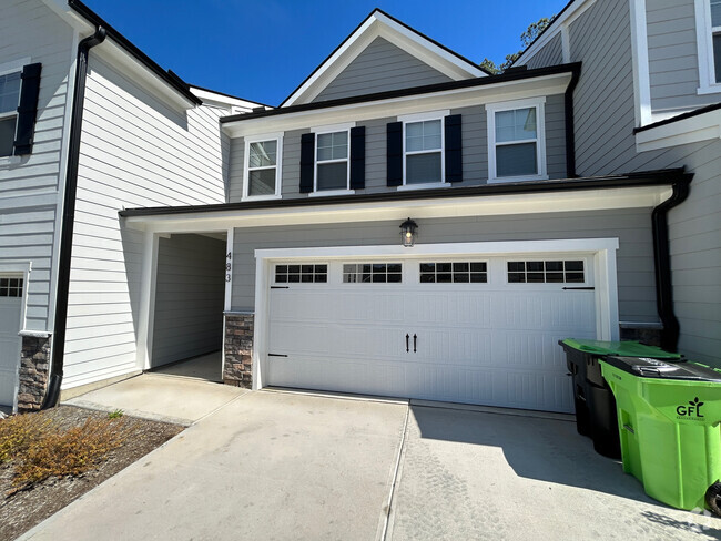 Building Photo - Room in Townhome on Clark Creek Ln