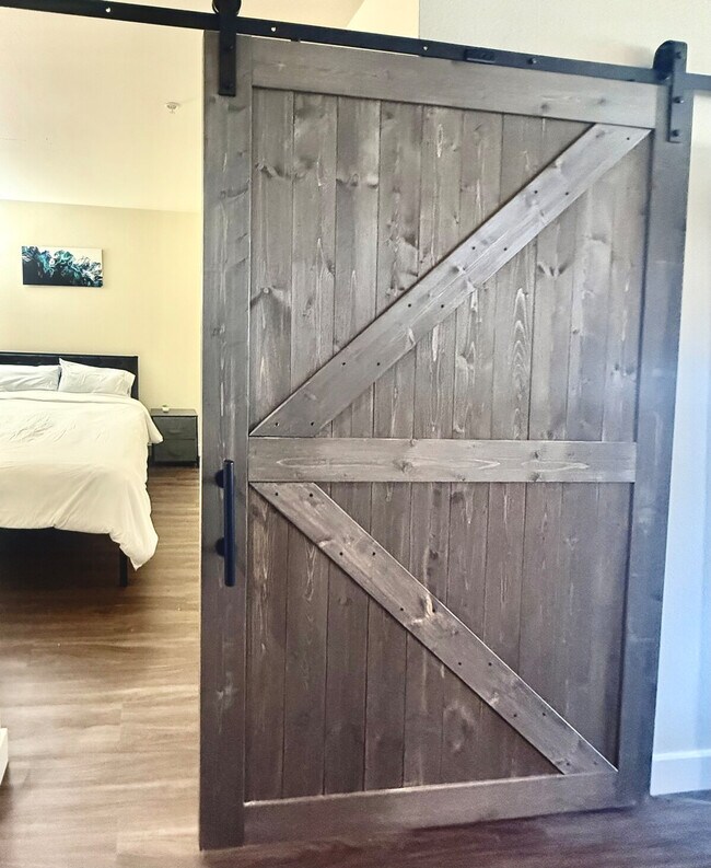 Photo - 11011 NE 9th St Unit ID1369961P