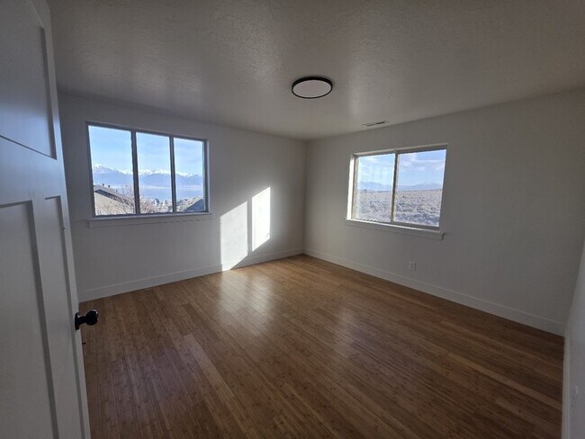 Photo - 235 Caracara St