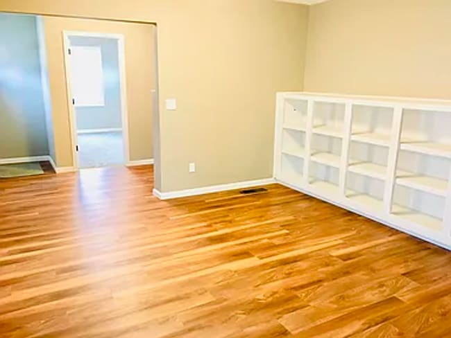 Photo - 6474 N East Park View St