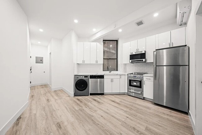 Photo - 254 Broome St Unit 7