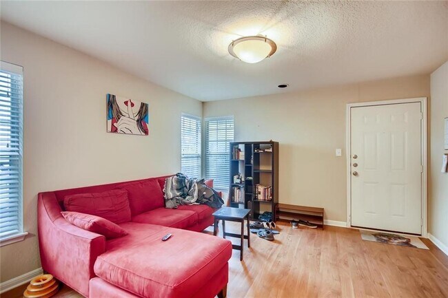 Photo - 7685 Northcross Dr Unit 800