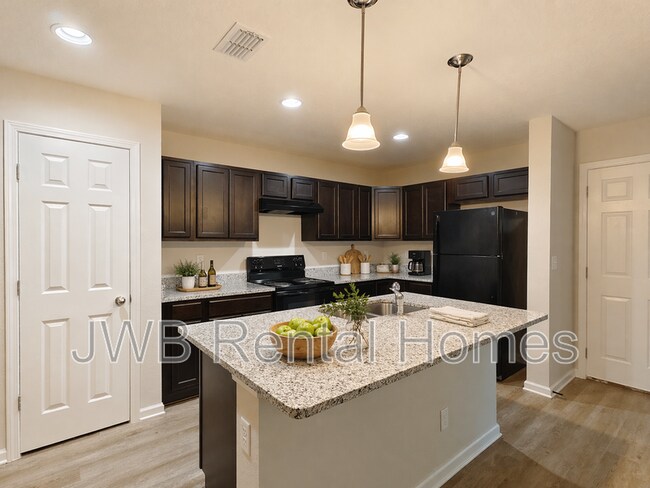 Photo - 8006 Dandy Ave