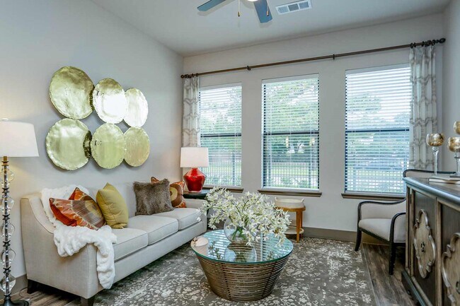 Photo - 2033 S Gessner Rd Unidad 4411