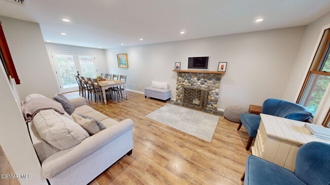 Photo - 30621 Sandtrap Dr