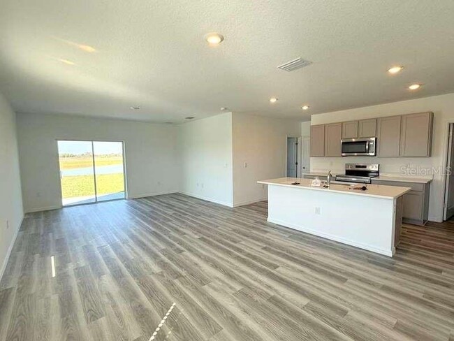 Photo - 32893 Osprey Peak Wy